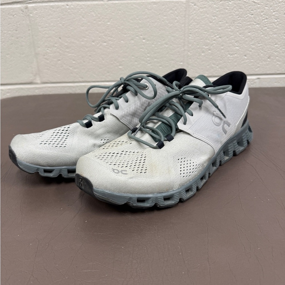 On Running Men's Cloud X - Silver/Forrest Green - Size: 11.5
